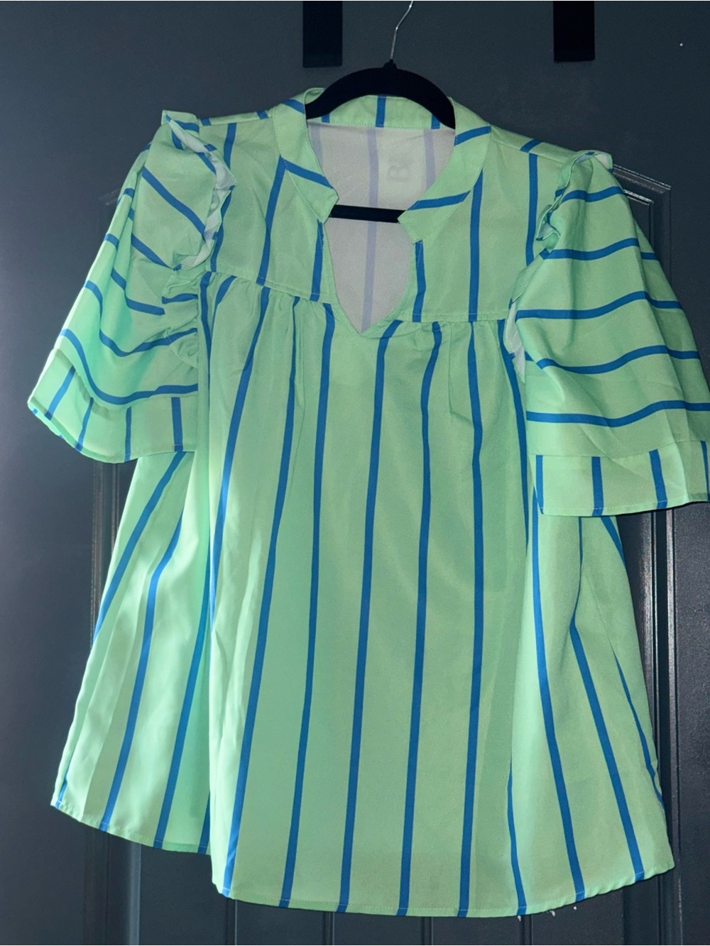 Striped Mint Green Puff-Sleeve Blouse